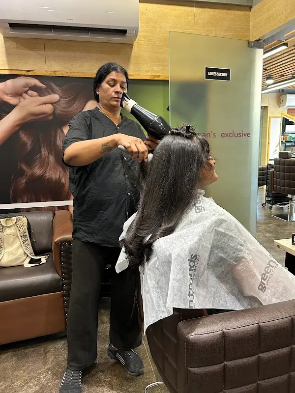 Green Trends Unisex Salon, Jayanagar, Bengaluru