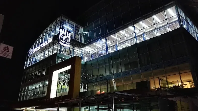 Pro Sports Club