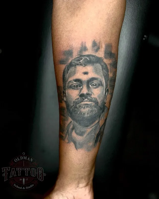 Oldman Tattoo & Piercing Studio | Training School