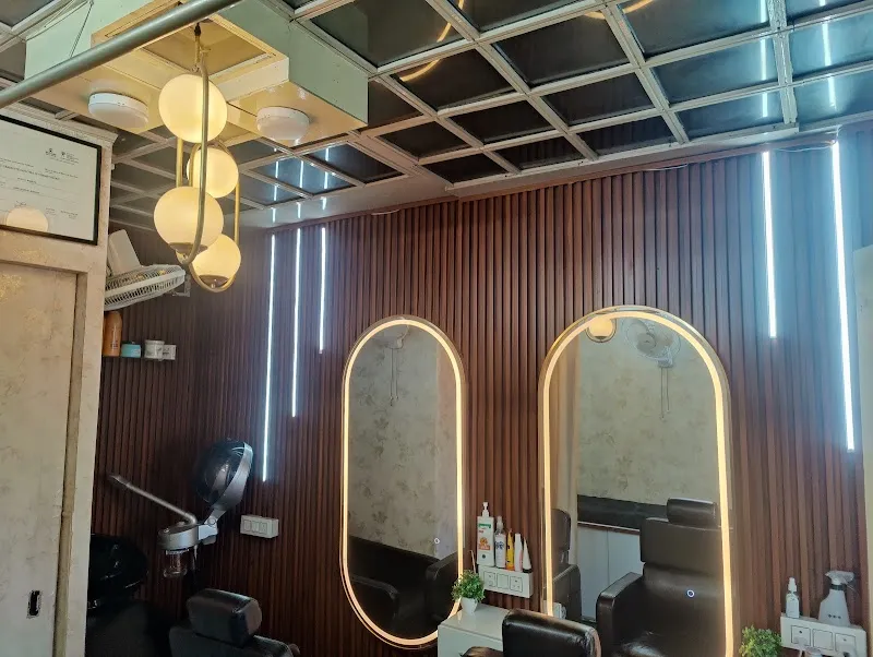 Glow Up Beauty Salon