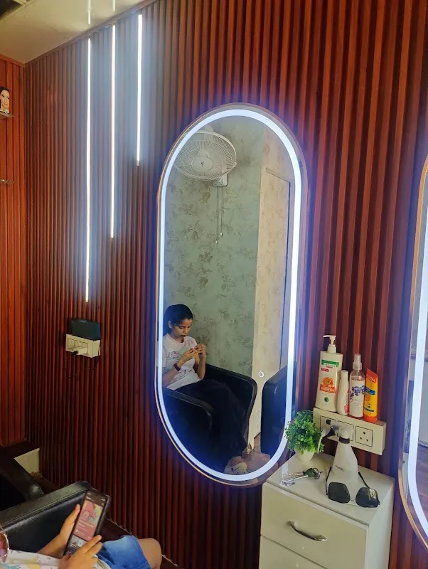 Glow Up Beauty Salon