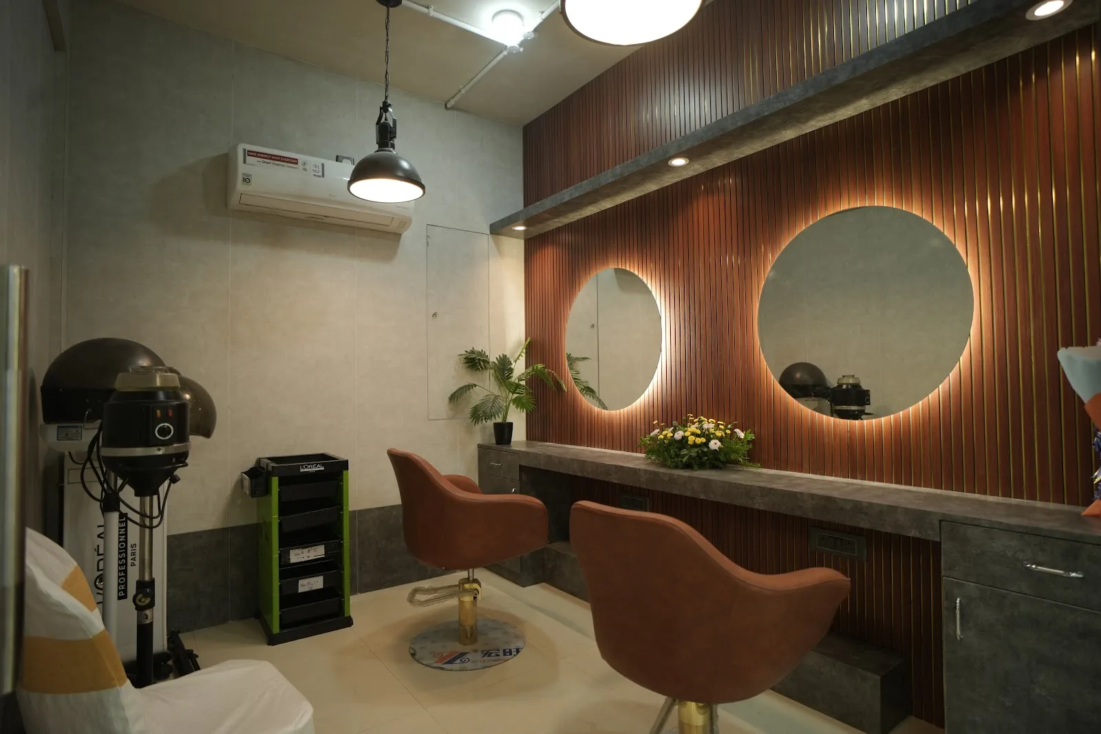 Hairmagix Salon & Academy