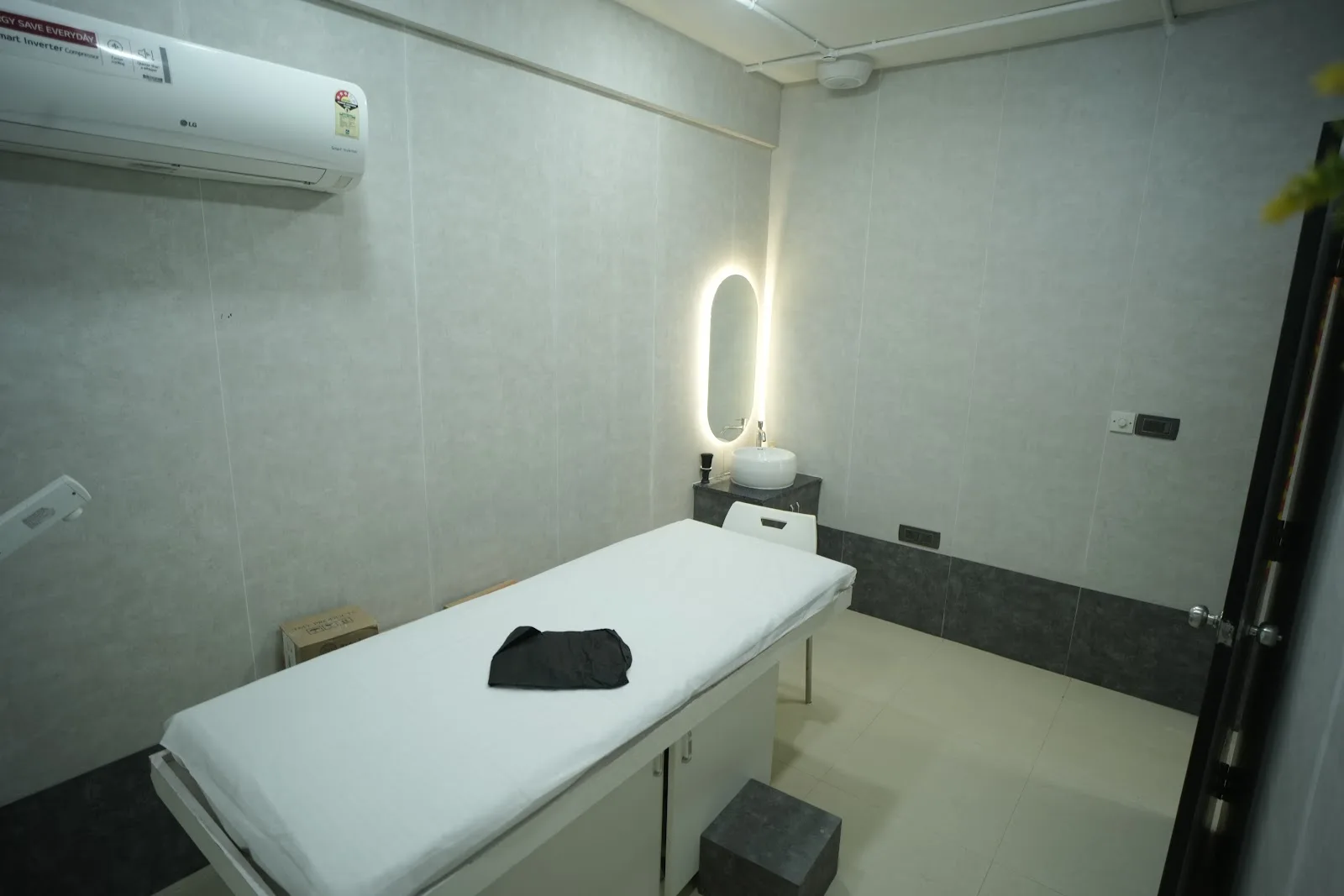 Hairmagix Salon & Academy