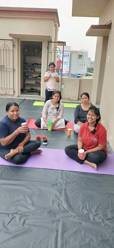 LIVE WELLNESS CLUB