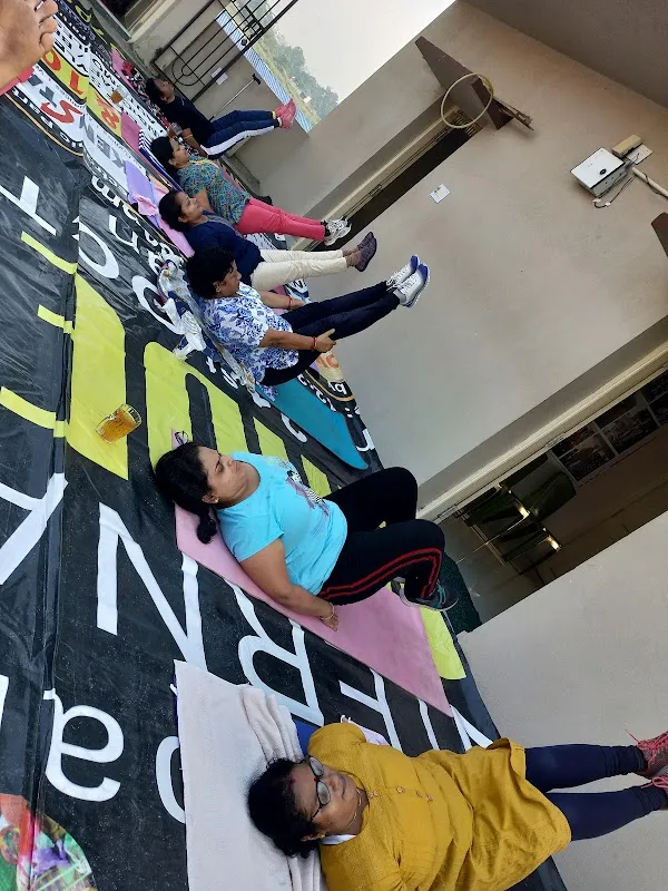 LIVE WELLNESS CLUB
