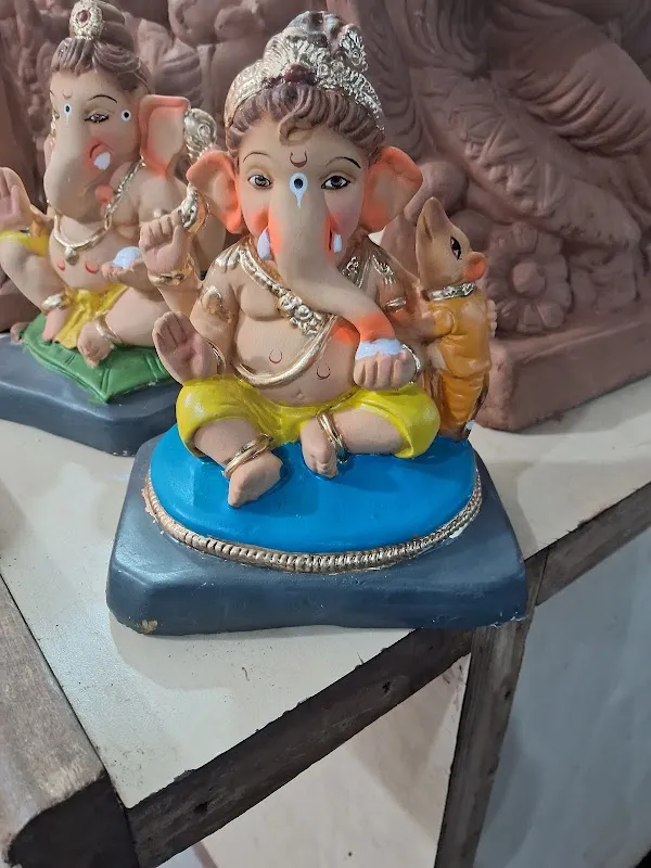 Pranaam Pictures