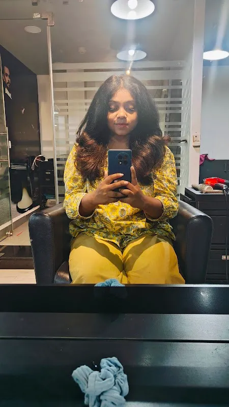 Lakme Salon For Him and Her in Murgeshpalya,HAL,Bengaluru