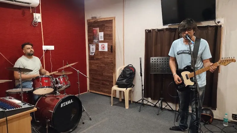 VL Studios (Audio Recording Studio & Jam Room)