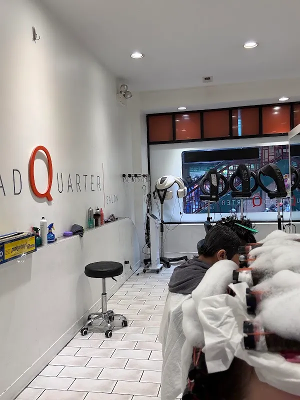 Headquarter Salon