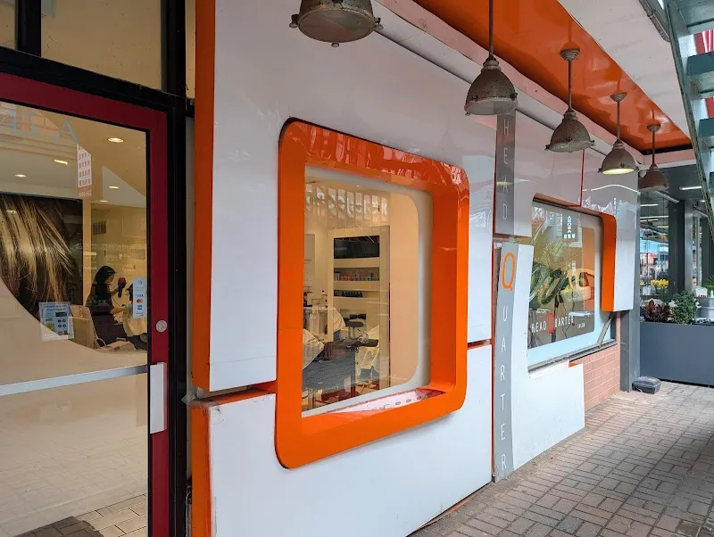 Headquarter Salon
