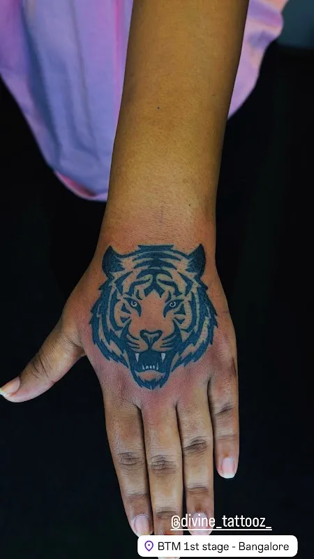 Divine tattoo studio