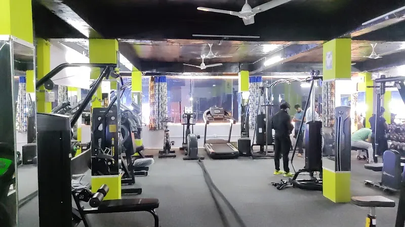 MAXX FITNESS UNISEX GYM