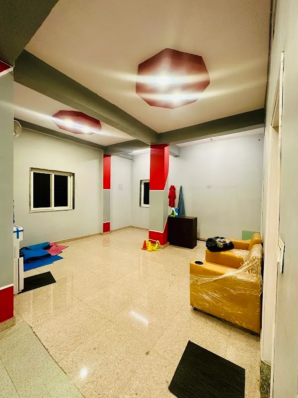 MAXX FITNESS UNISEX GYM