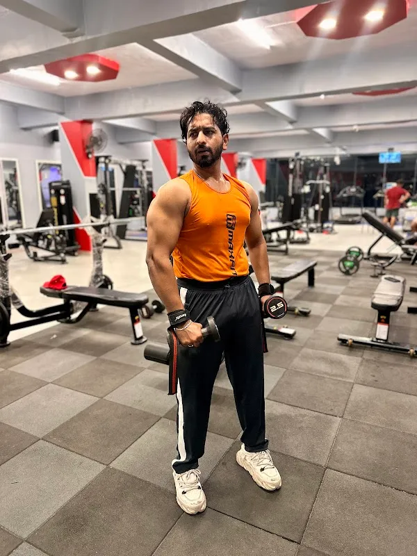 MAXX FITNESS UNISEX GYM