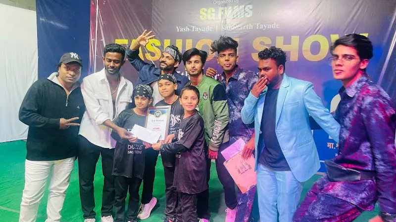 dazzle dance studio jalgaon