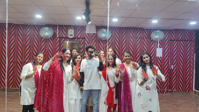 Gen-Z Dance & Fitness Studio