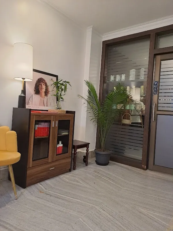 Aram Spa & Salon