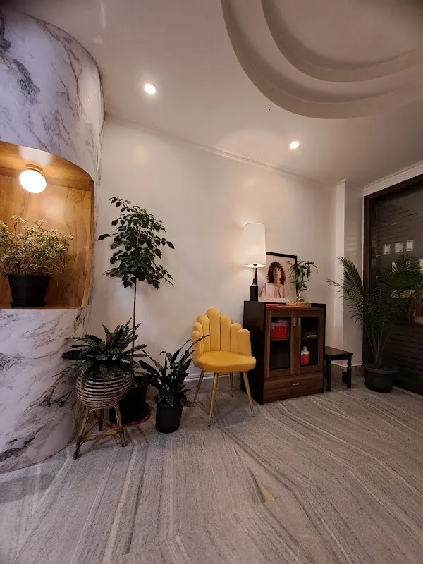 Aram Spa & Salon