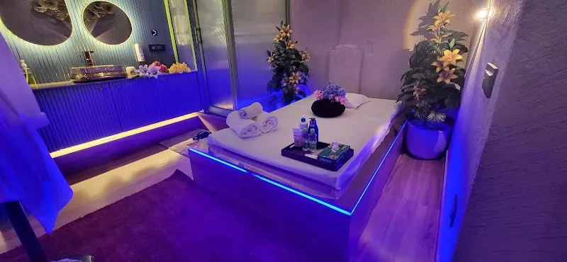 Dazzle Luxury Spa