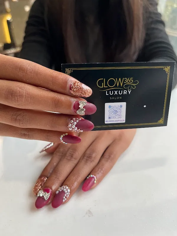 Glow 365 Hair Nails Beauty And Makeup Unisex Salon