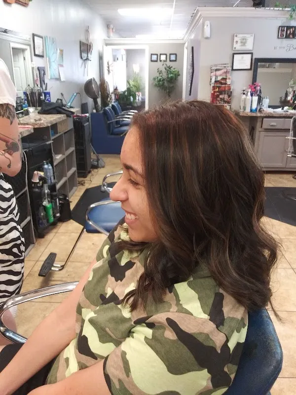Elena's Salon