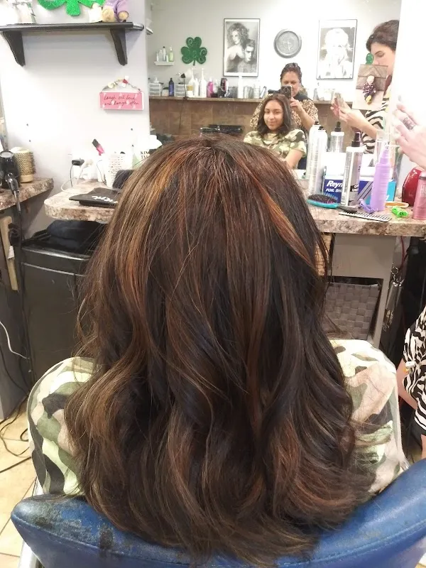 Elena's Salon