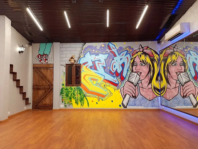 Hutke Dance Studio