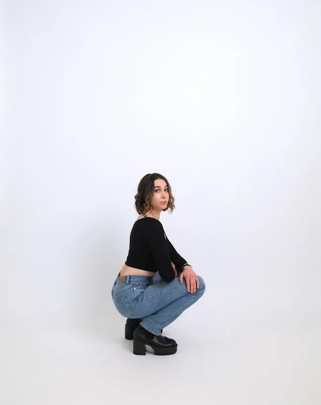 MirrorMe Self-Portrait Photo Studio