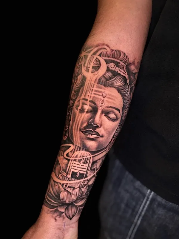 Circle Tattoo Dadar - Premium Tattoo Studio in Dadar, Shivaji Park