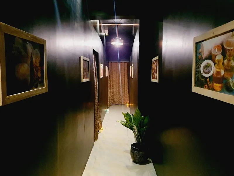 Float and fly saloon and spa