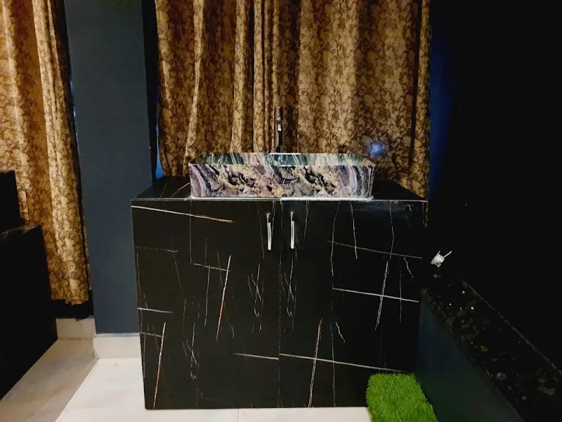 Float and fly saloon and spa