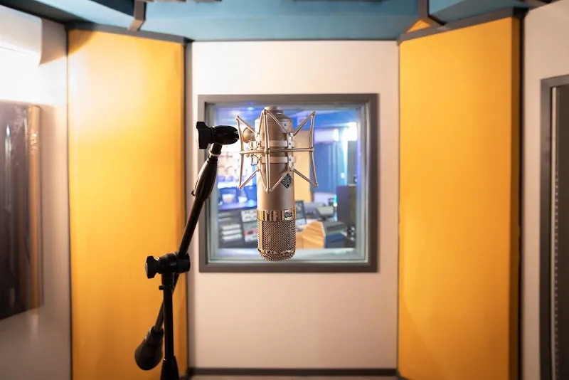 HI-Five Studio