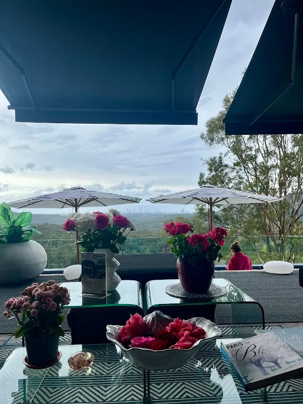 On Eagle Wings Mountain Retreat & Spa