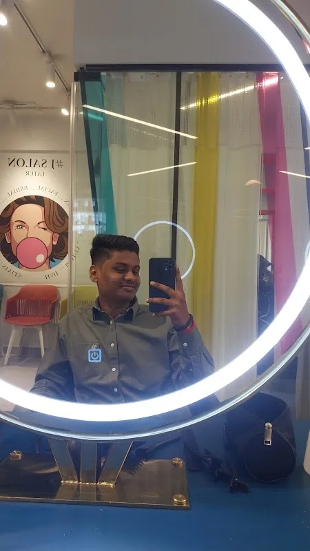𝗝 𝗦𝗮𝗹𝗼𝗻-Best Hair Treatment/Best Makeup Artist/Best Hair stylist/Unisex Salon/Best Female Salon in Latur