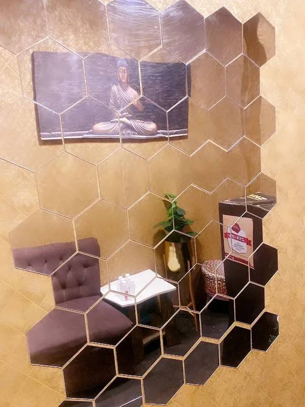 Sky Wellness Spa In Malad West