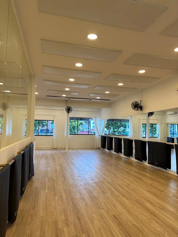 Lab Studios - Thomson | Mat Pilates and Barre Studio