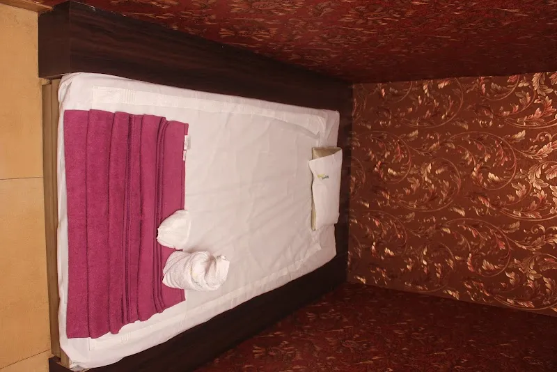 Royal Lemon Spa In Chembur