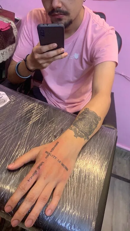 Goldy Tattooz