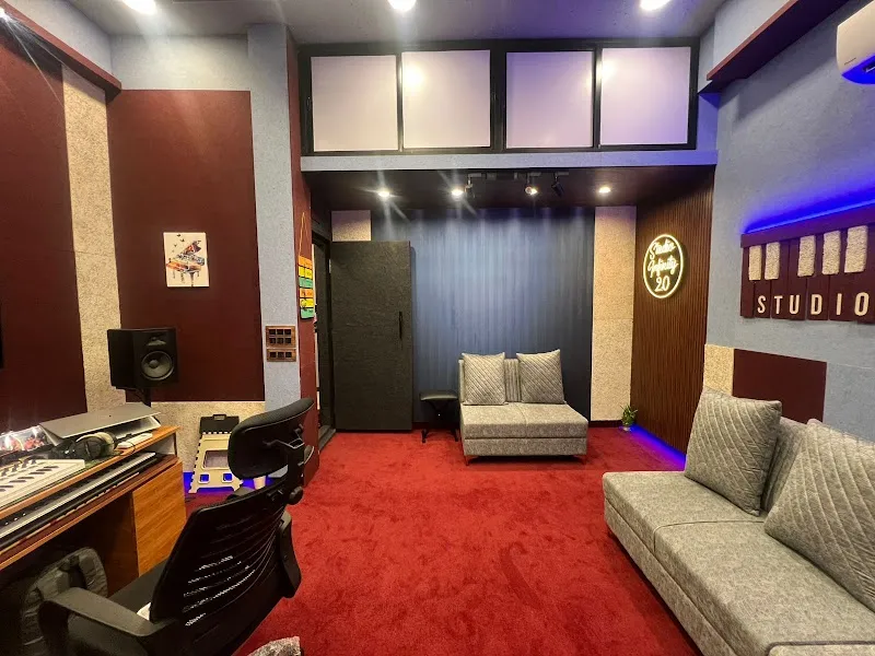 Studio Infinity 2.O