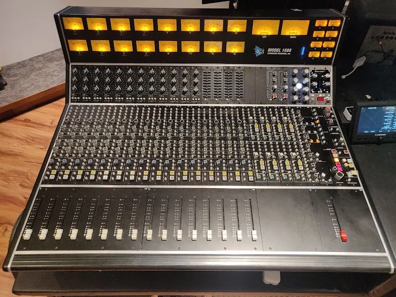 Island City Studios