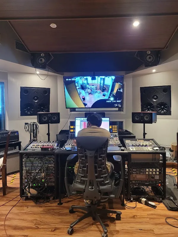 Island City Studios
