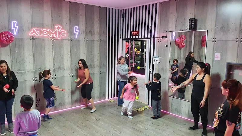 Atomic Studio Chile