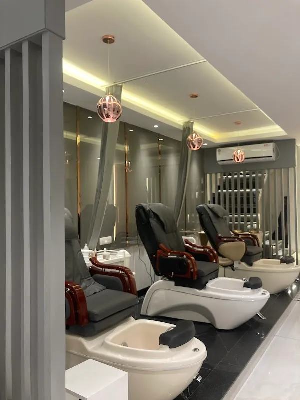 The Skinsmiths Unisex Salon |Best salon in sarabha nagar, Ludhiana| Best Hair, Makeup, Skin, Nail Salon