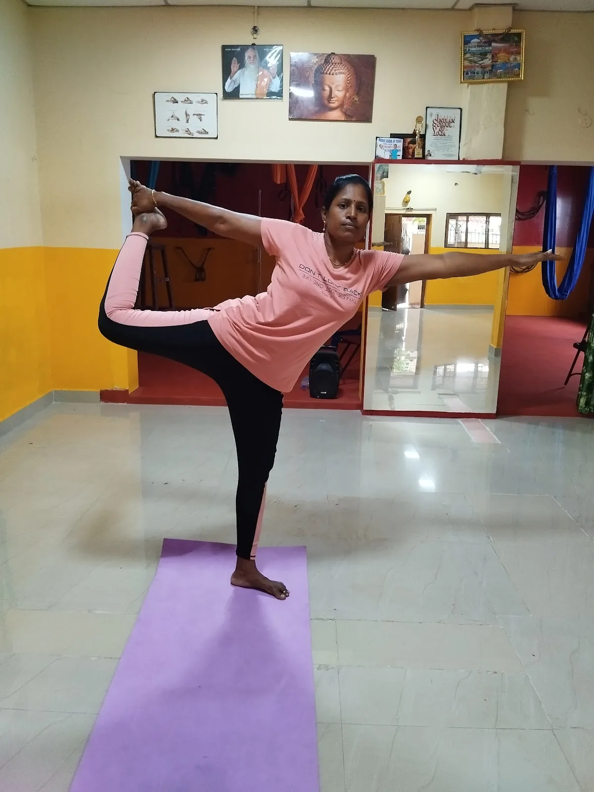 Anand yoga class