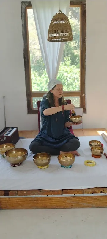 Glow Yin Yoga