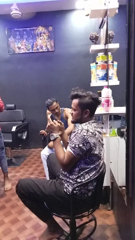 Magic Touch Salon , Dongarkada