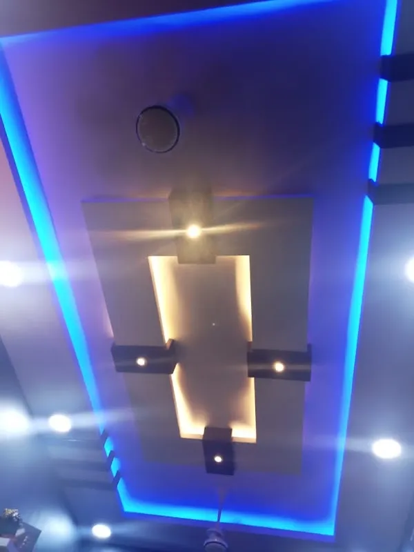 Magic Touch Salon , Dongarkada