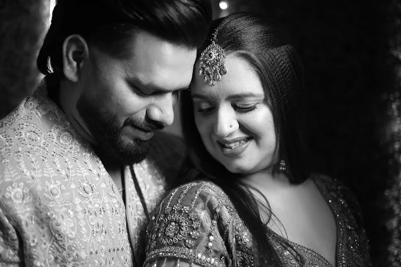 Anand Studio & Digital Colour Lab