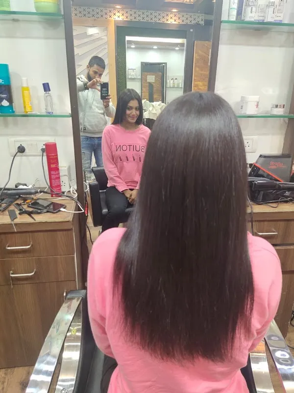 Style Mantra Unisex Salon - Hair Patch/Hair Replacement/Hair wig/Best hair extension/Best hair or skin salon in Bhopal