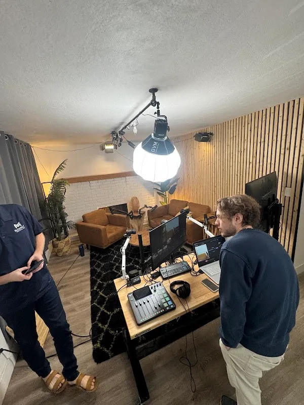 Podcast Studio AZ